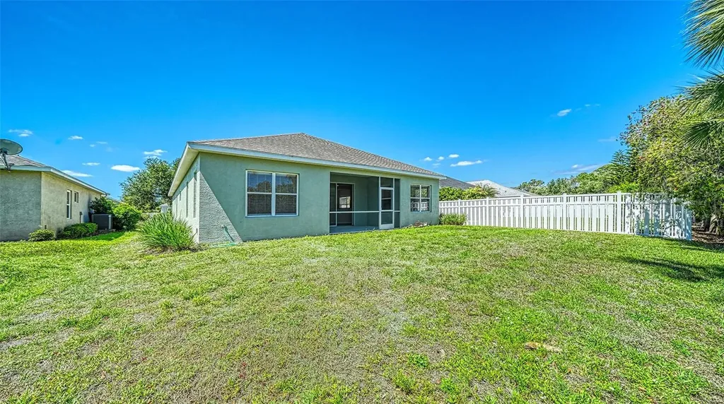 1424 Blue Horizon Circle Bradenton FL 34208