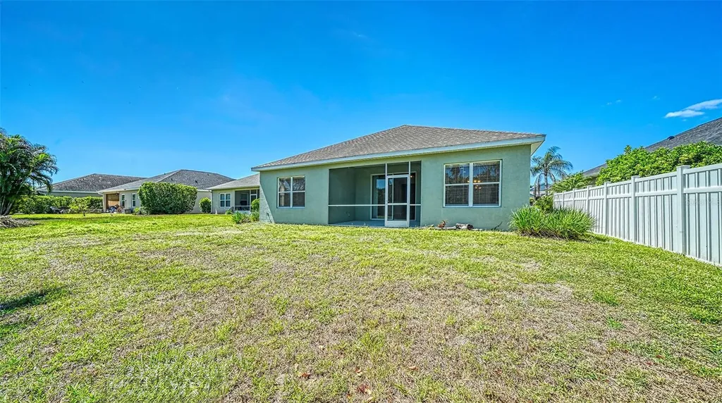 1424 Blue Horizon Circle Bradenton FL 34208