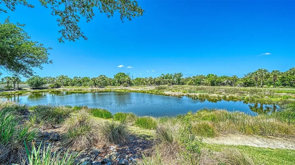 1424 Blue Horizon Circle Bradenton FL 34208