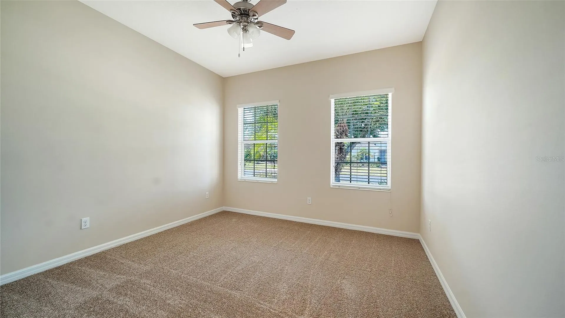 1424 Blue Horizon Circle Bradenton FL 34208