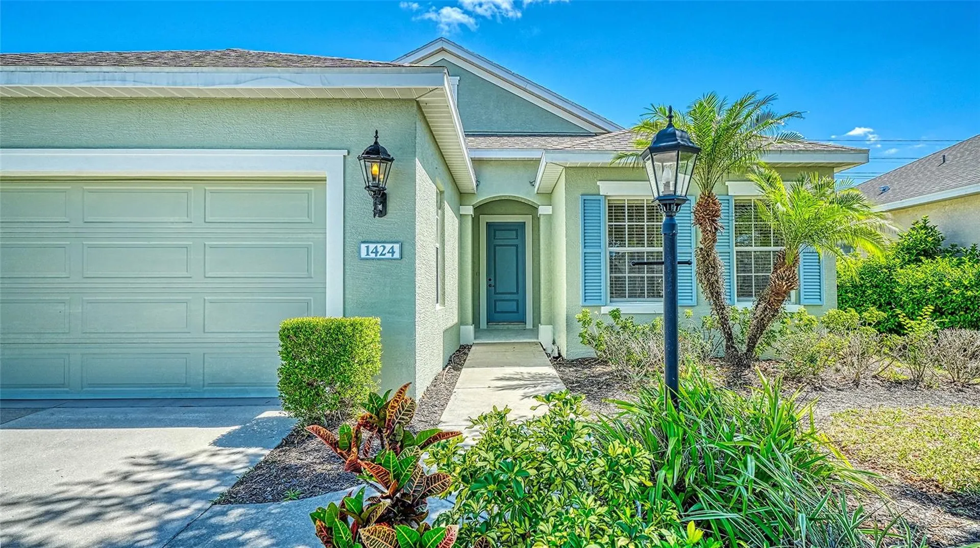 1424 Blue Horizon Circle Bradenton FL 34208
