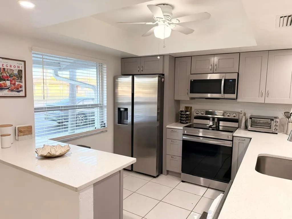 5027 SW 16th Place Cape Coral FL 33914
