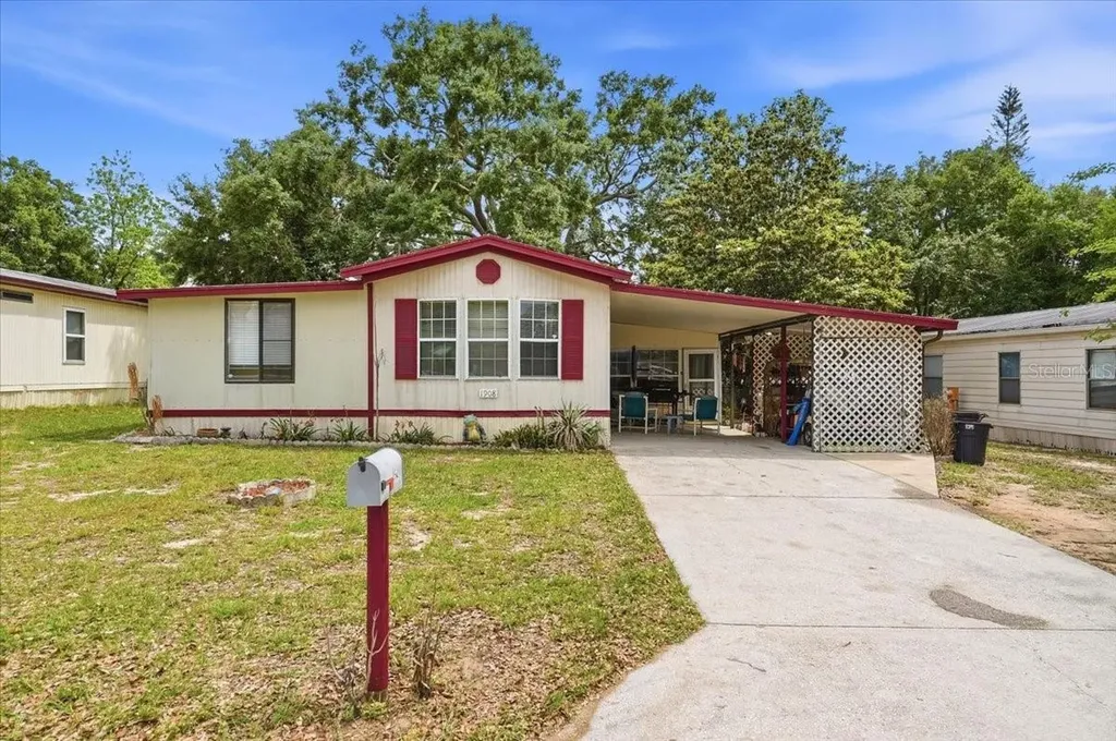 1908 Regina Drive Lake Alfred FL 33850