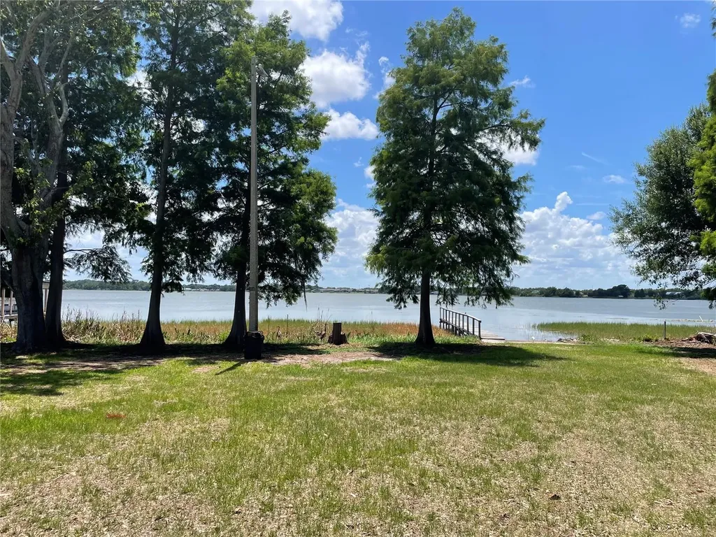 1908 Regina Drive Lake Alfred FL 33850