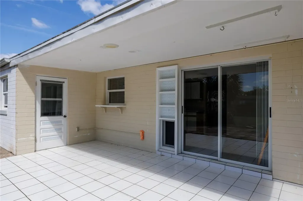 718 Jane Avenue New Smyrna Beach FL 32168