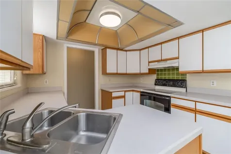 718 Jane Avenue New Smyrna Beach FL 32168