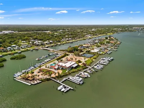 1214 Commodore Drive New Smyrna Beach FL 32168