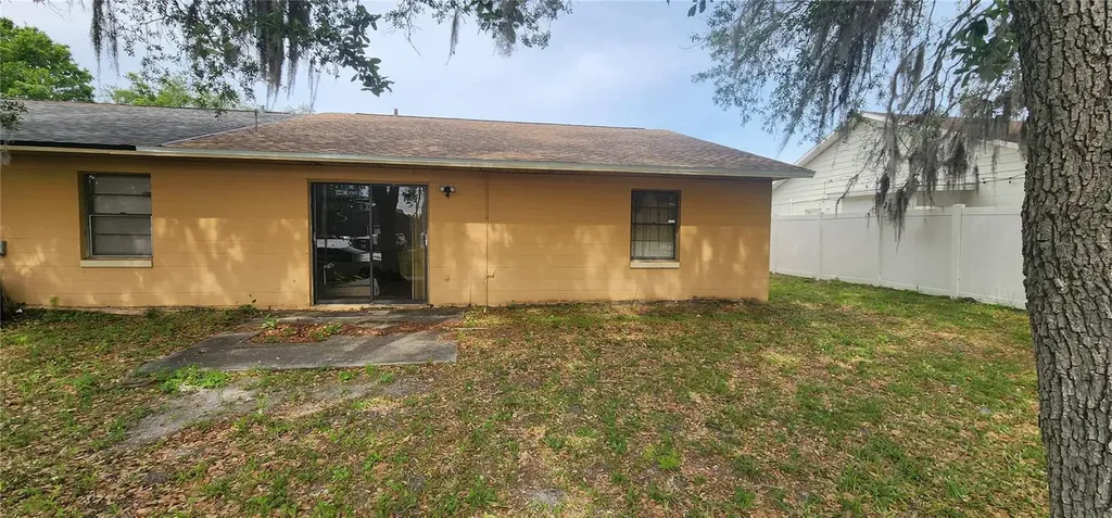 2120 W Martin Street Kissimmee FL 34741