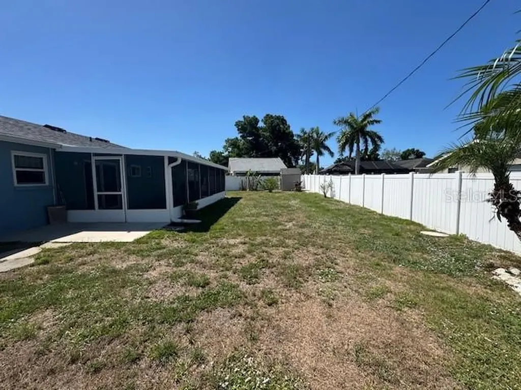 5176 Island Date Street Sarasota FL 34232