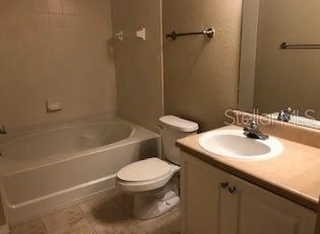 5550 E Michigan Street Orlando FL 32822