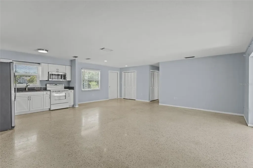 2411 Gulf Gate Drive Sarasota FL 34231