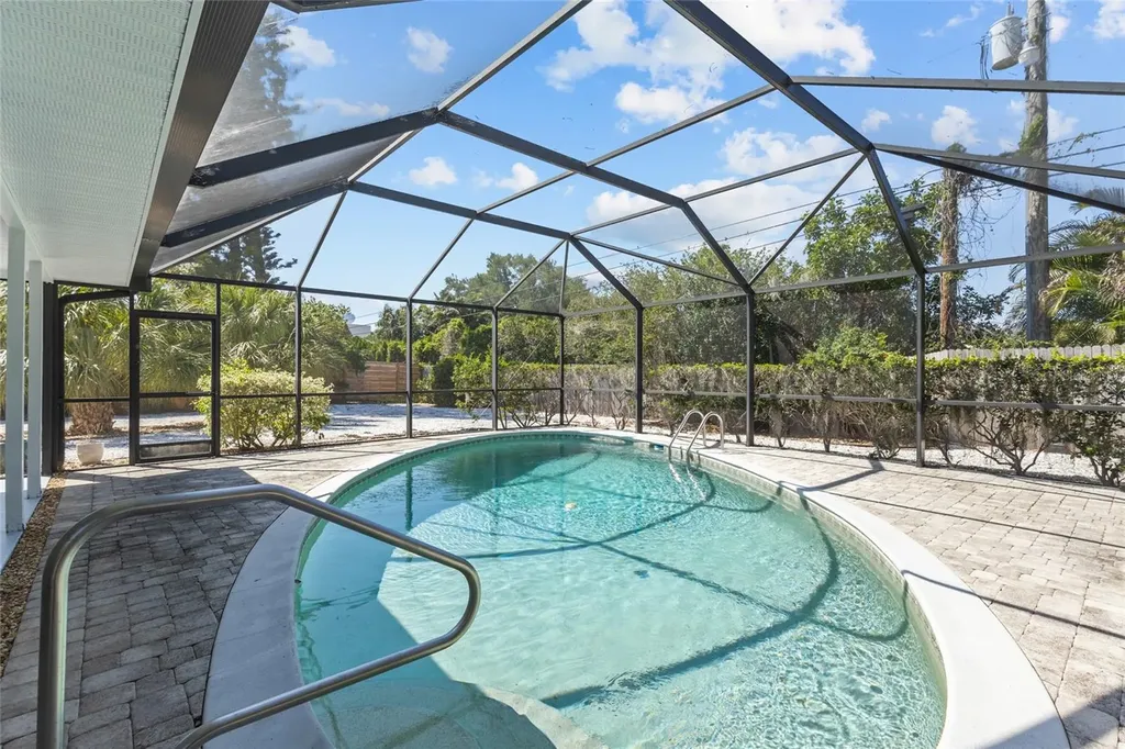 2411 Gulf Gate Drive Sarasota FL 34231