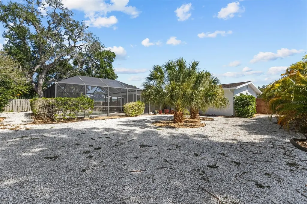 2411 Gulf Gate Drive Sarasota FL 34231