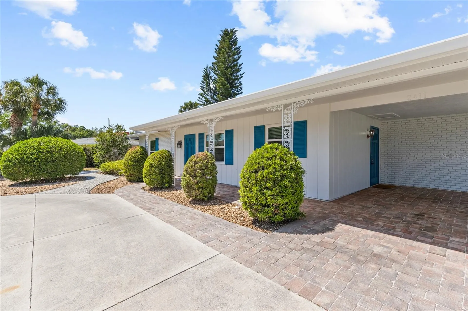 2411 Gulf Gate Drive Sarasota FL 34231