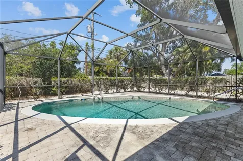 2411 Gulf Gate Drive Sarasota FL 34231