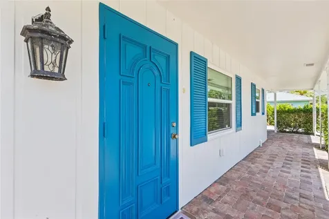 2411 Gulf Gate Drive Sarasota FL 34231