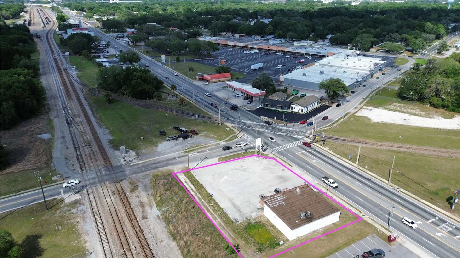405 S Main Street Wildwood FL 34785