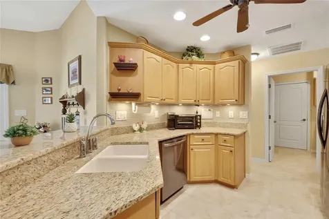 28 Poppy Street Homosassa FL 34446