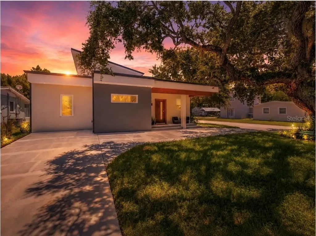 3211 Saxon Drive New Smyrna Beach FL 32169