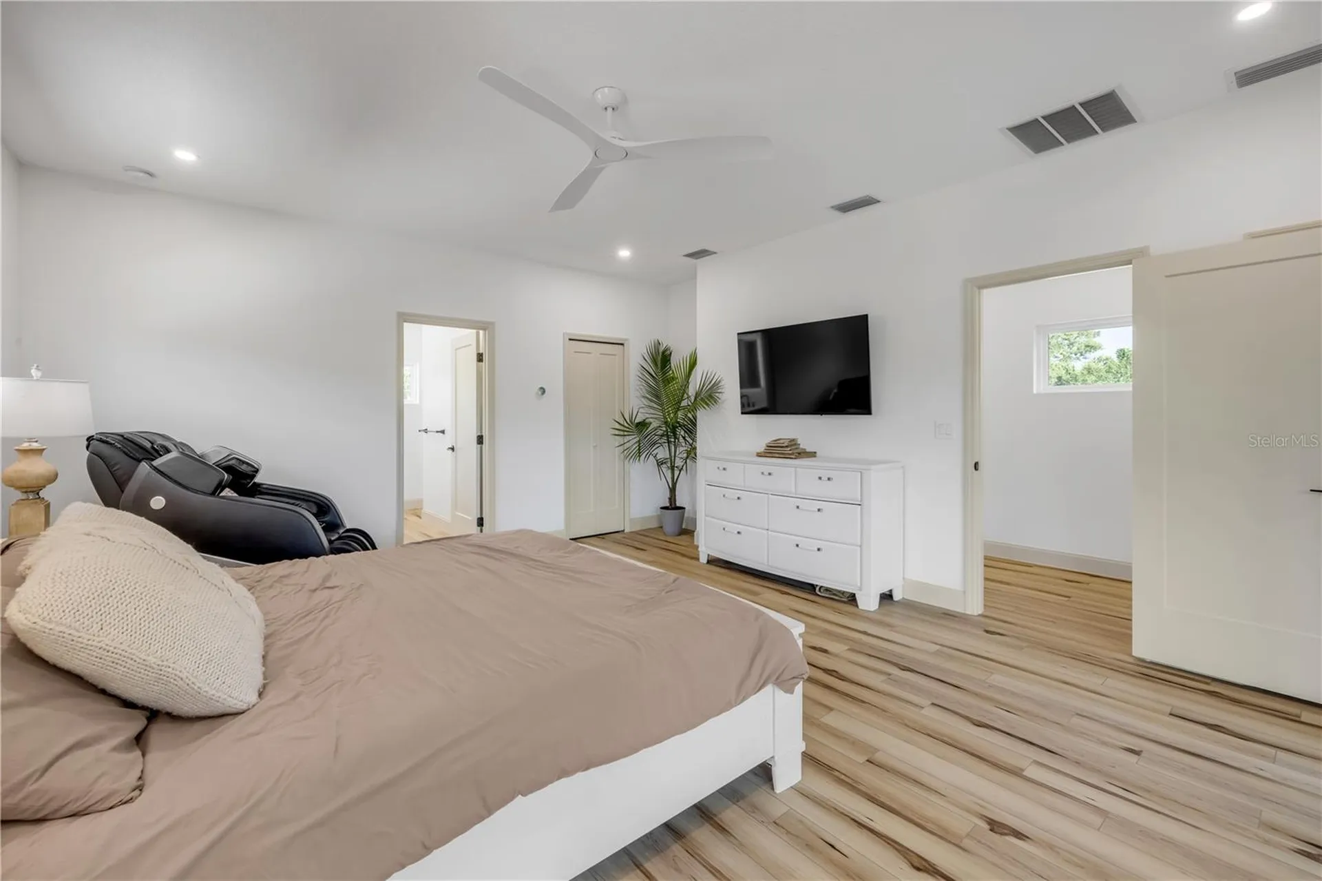 3211 Saxon Drive New Smyrna Beach FL 32169