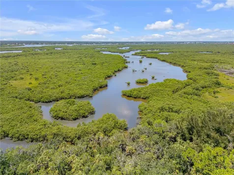 3211 Saxon Drive New Smyrna Beach FL 32169