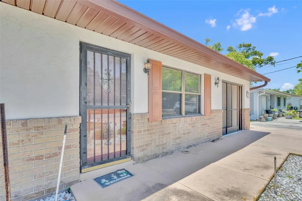 221 Grande Vista Street Debary FL 32713