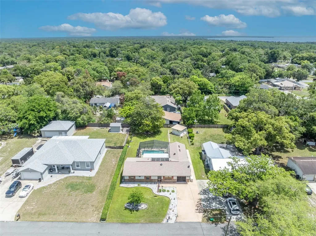 221 Grande Vista Street Debary FL 32713