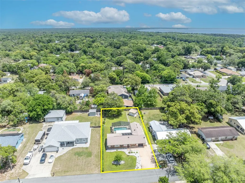 221 Grande Vista Street Debary FL 32713