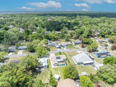 221 Grande Vista Street Debary FL 32713