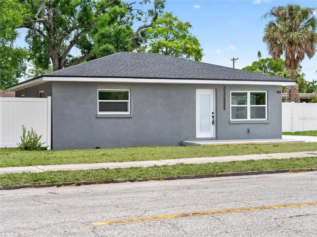2710 W Cypress Street Tampa FL 33609