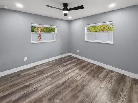 2710 W Cypress Street Tampa FL 33609