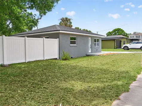 2710 W Cypress Street Tampa FL 33609