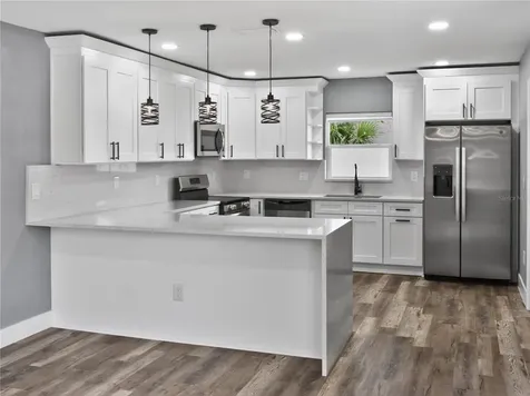 2710 W Cypress Street Tampa FL 33609