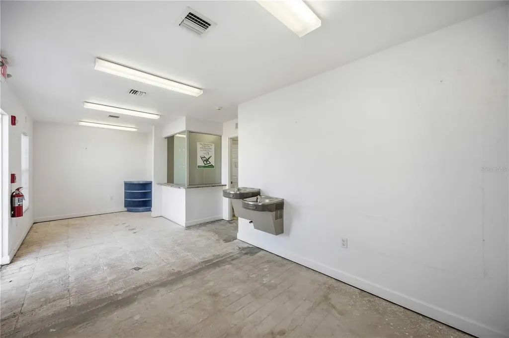 2061 Englewood Road Englewood FL 34223
