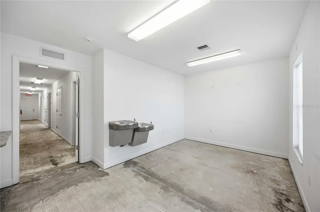 2061 Englewood Road Englewood FL 34223