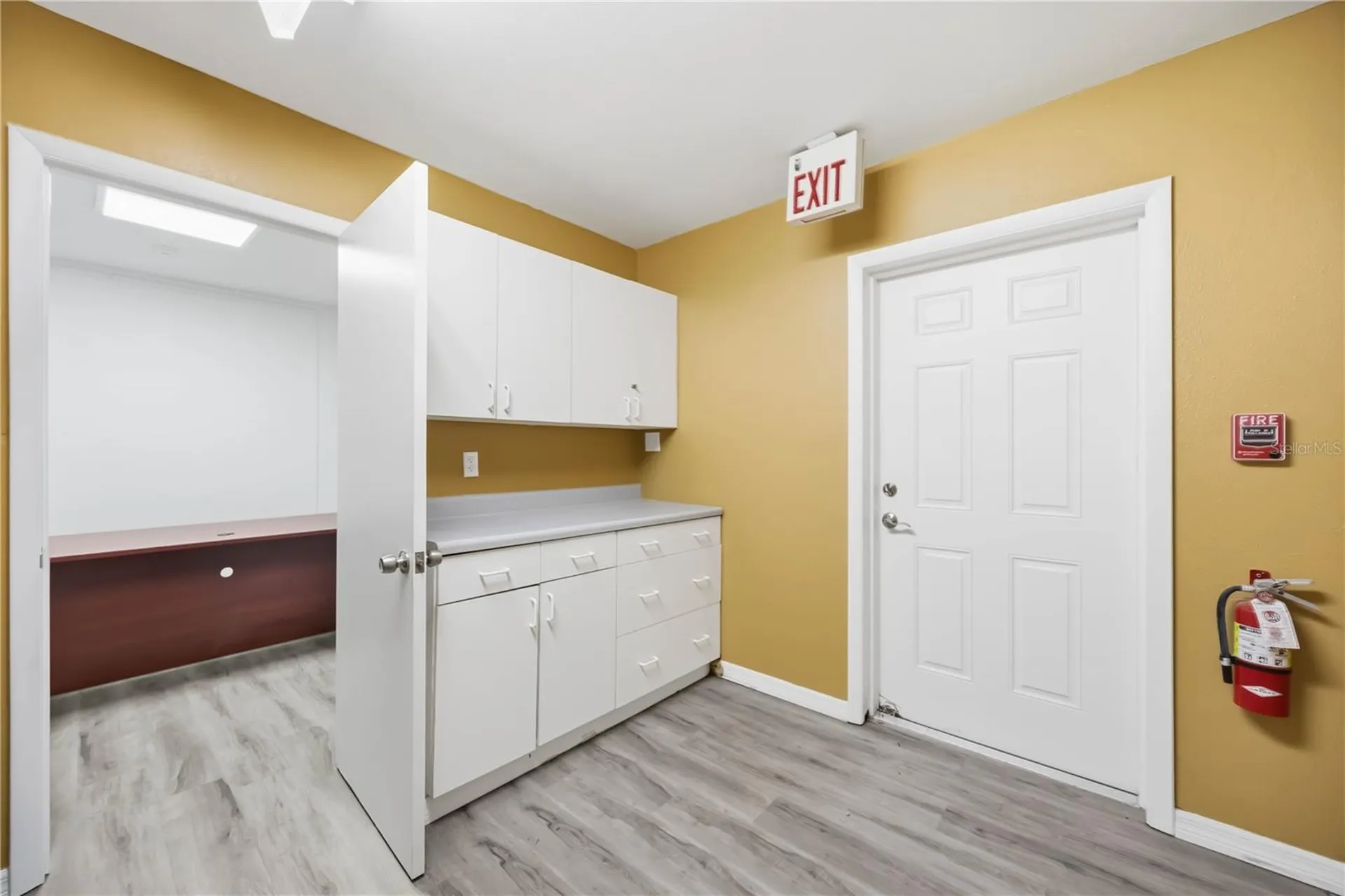 2061 Englewood Road Englewood FL 34223