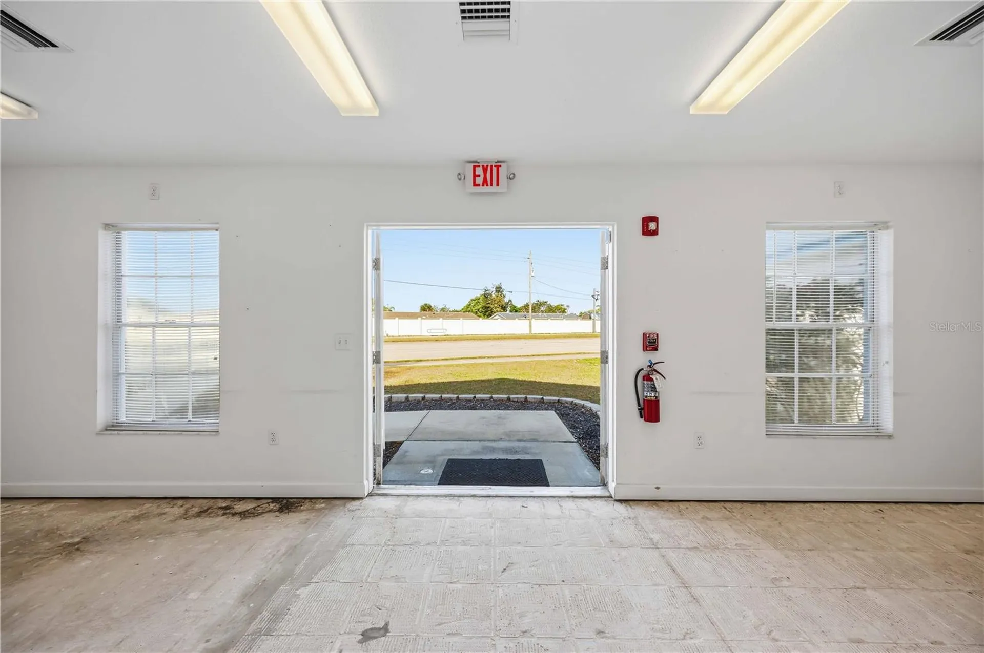 2061 Englewood Road Englewood FL 34223