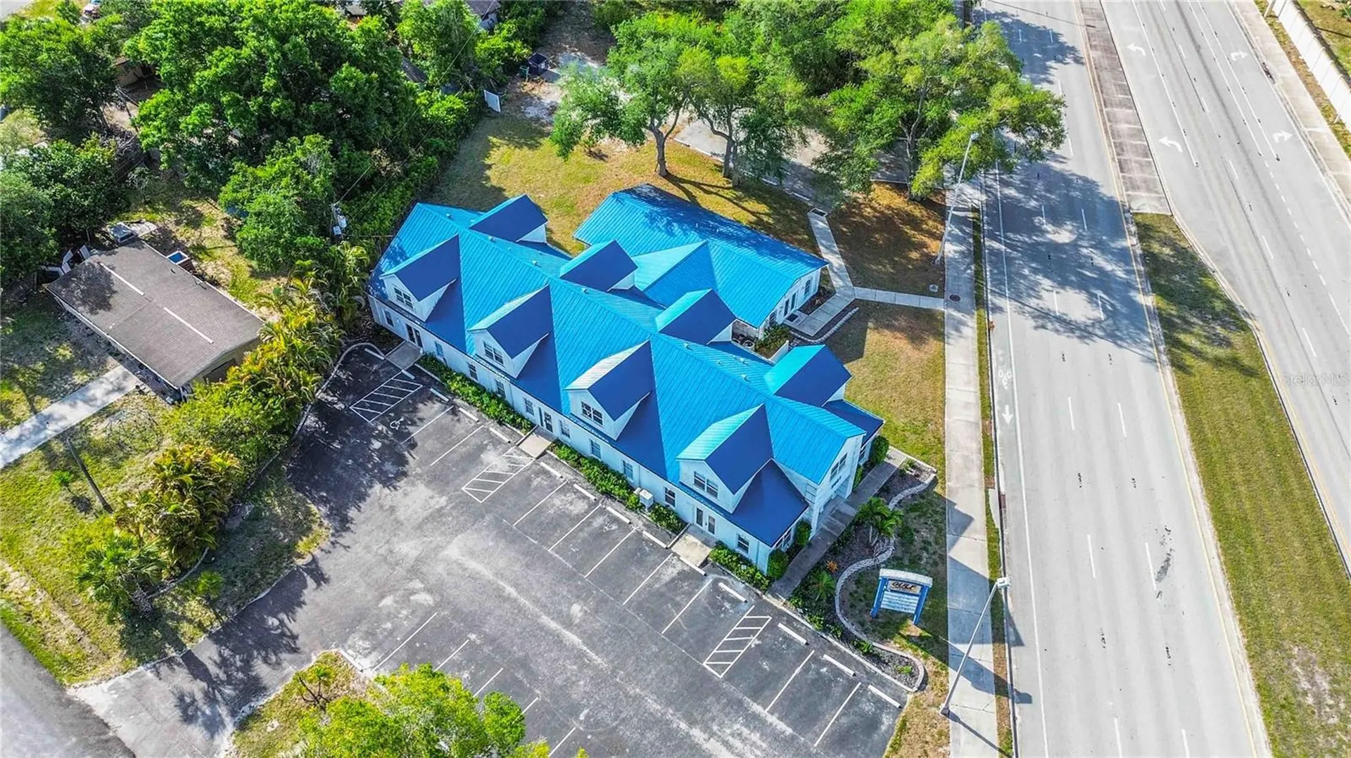 2061 Englewood Road Englewood FL 34223