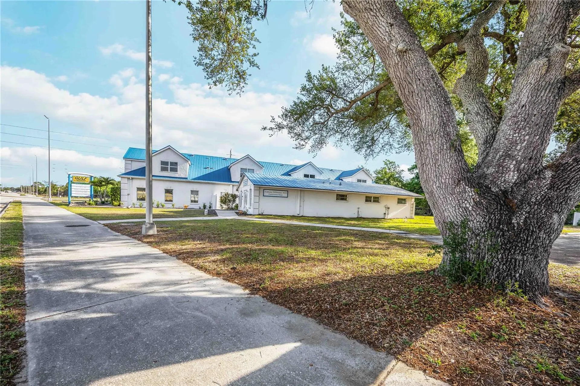 2061 Englewood Road Englewood FL 34223