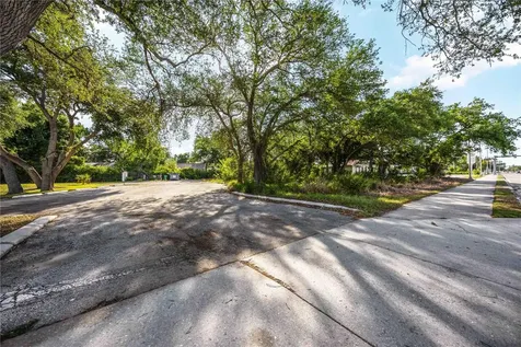 2061 Englewood Road Englewood FL 34223