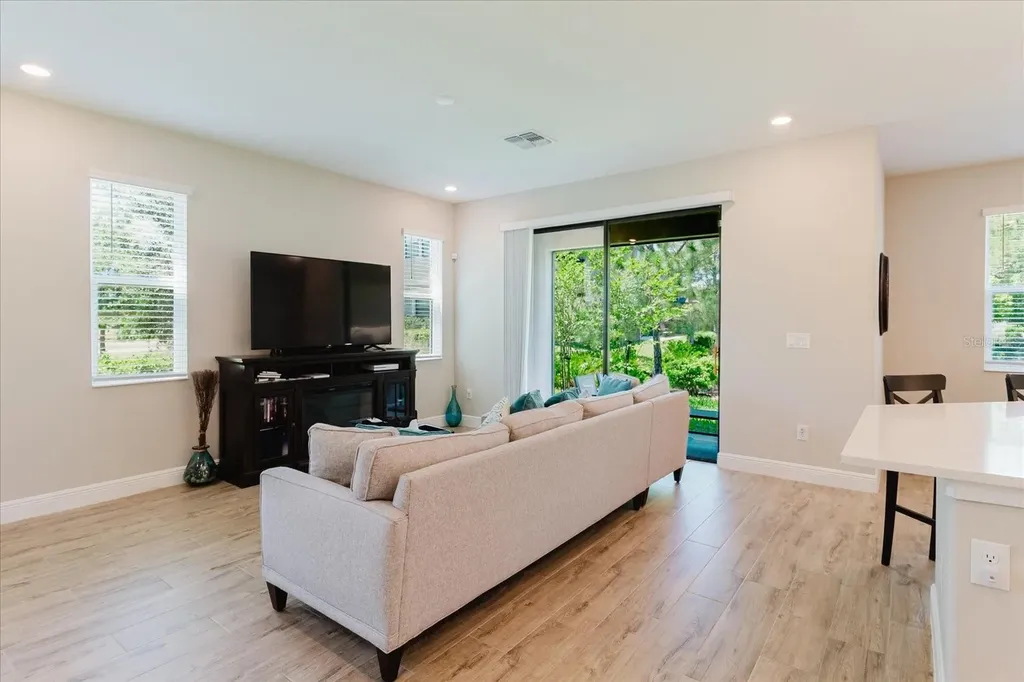 4531 Almada Lane SE Wesley Chapel FL 33543