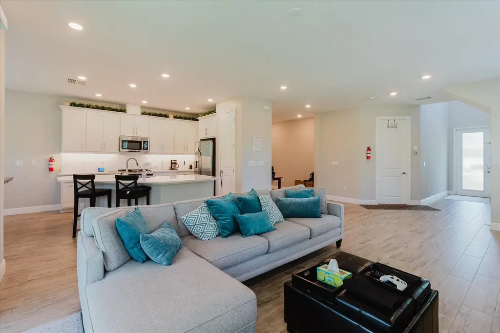 4531 Almada Lane SE Wesley Chapel FL 33543
