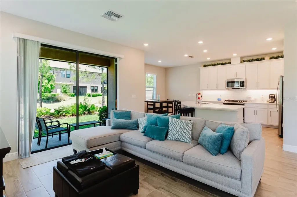 4531 Almada Lane SE Wesley Chapel FL 33543