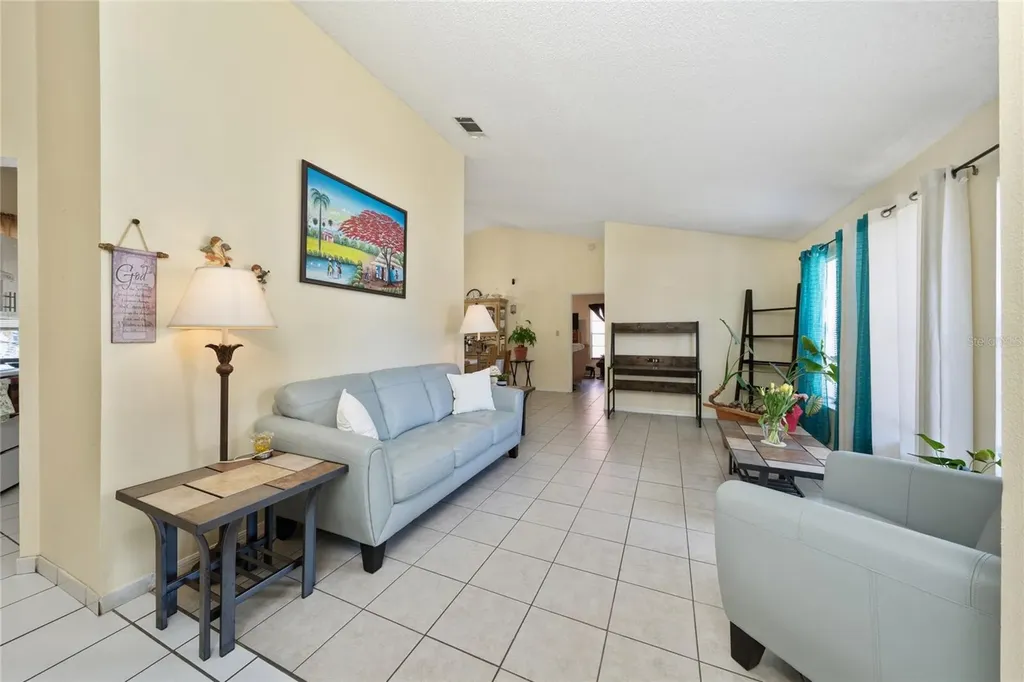 307 Colony Court Kissimmee FL 34758