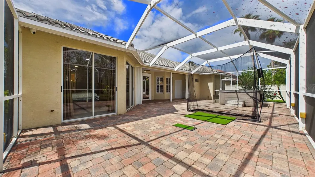 2220 Elizabeth Way Dunedin FL 34698