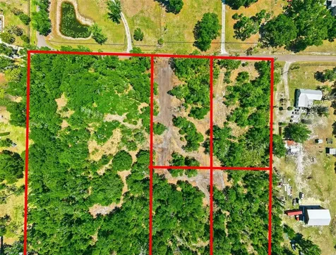 19084 Red Bird Lane Lithia FL 33547