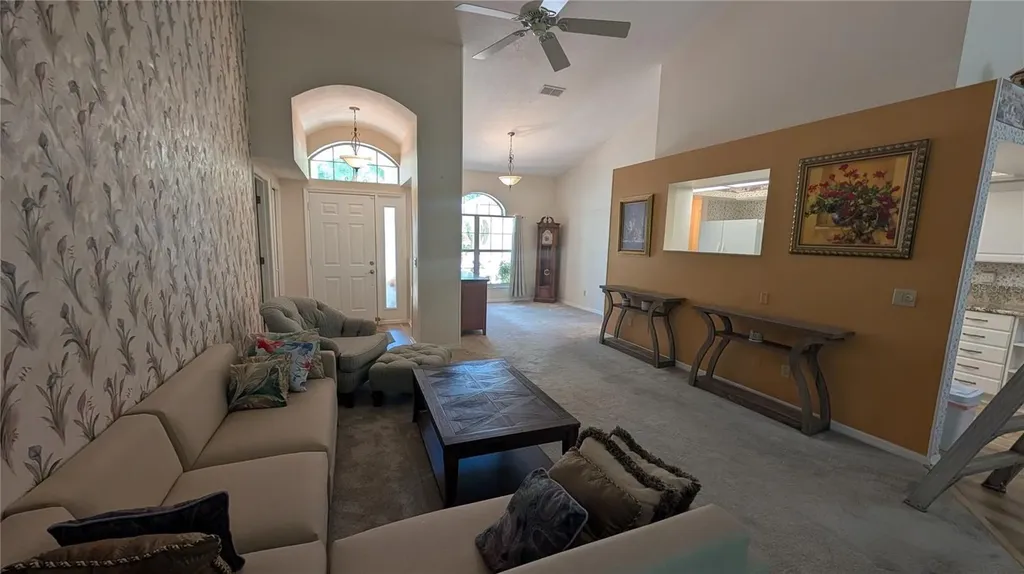 9707 SW 196th Avenue Road Dunnellon FL 34432