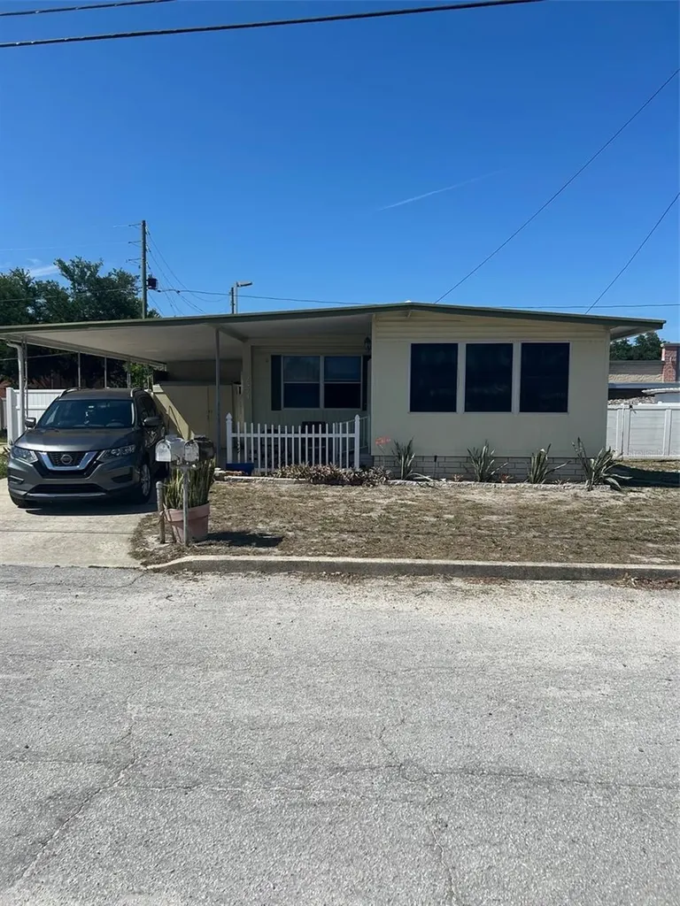 2574 Arbelia Street Clearwater FL 33763