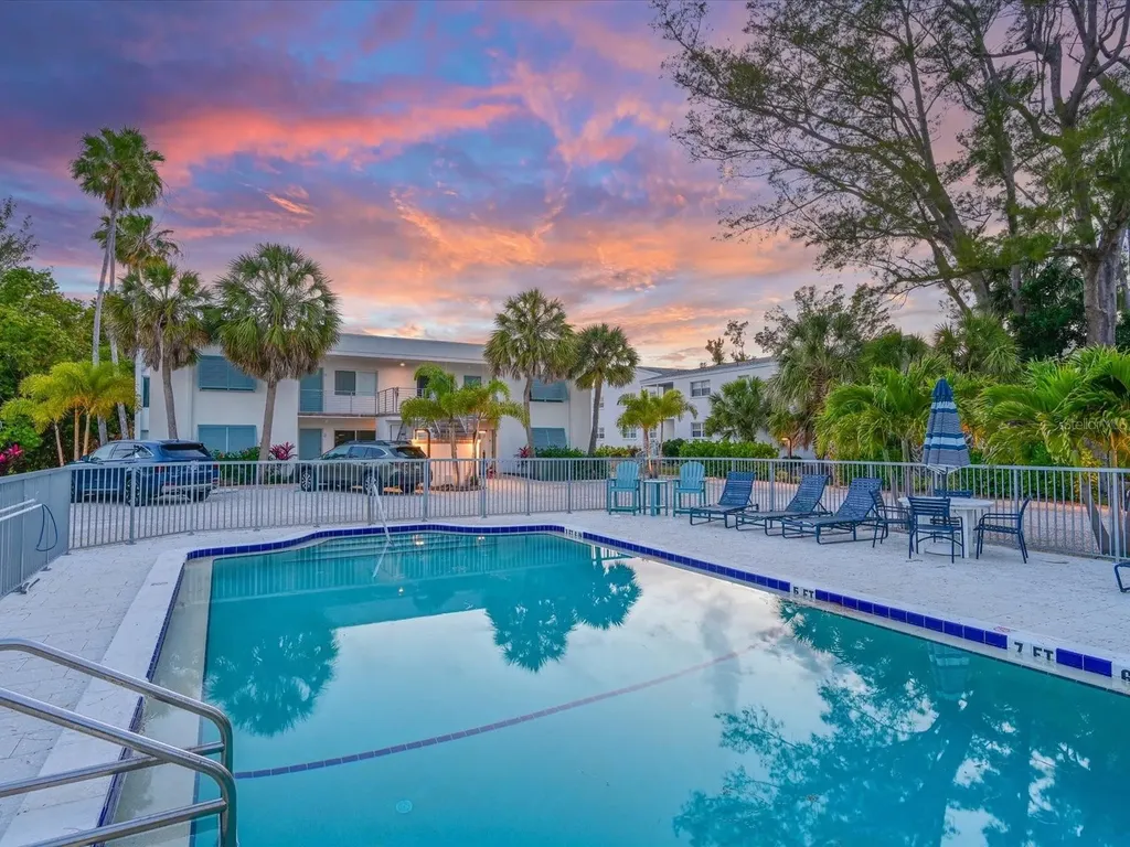 5591 Gulf Of Mexico Drive Longboat Key FL 34228