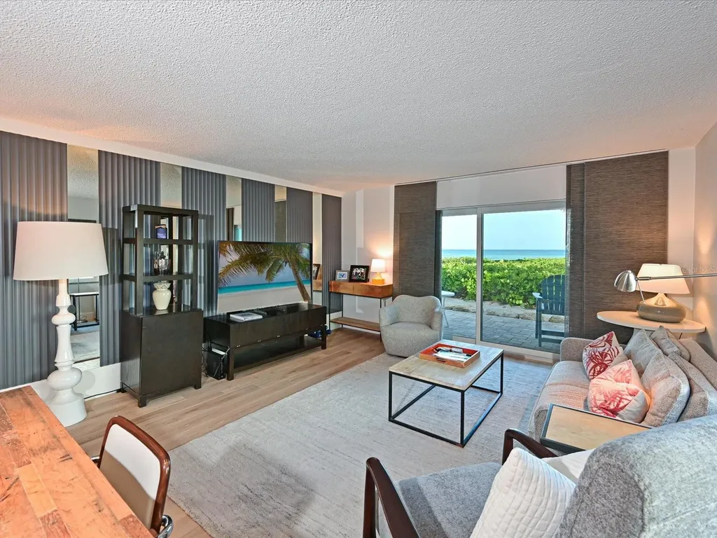 5591 Gulf Of Mexico Drive Longboat Key FL 34228